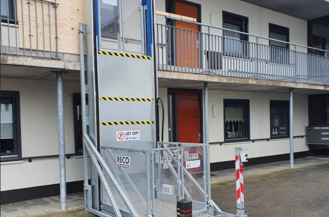 Vervangende lift inzetten bij liftonderhoud? Zo pakte een woningcorporatie in Hoevelaken dat aan