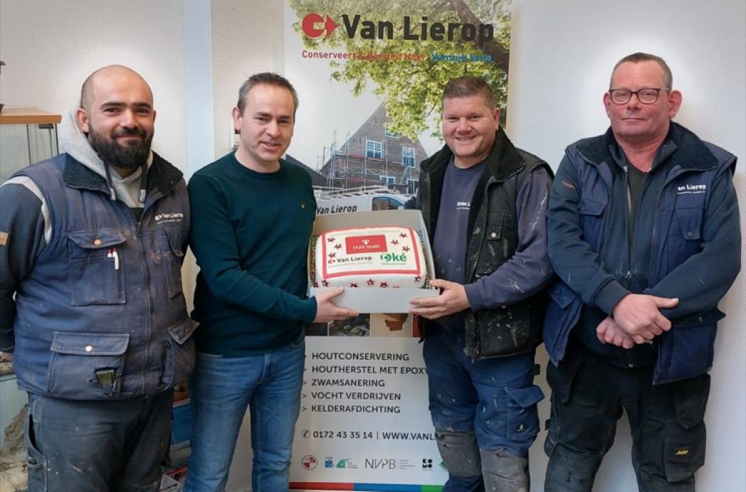 Groot onderhoud van 12 vloerrenovaties voor Eigen Haard 