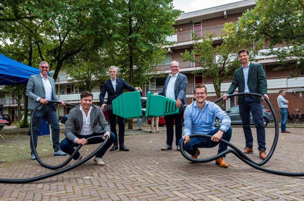 Eerste zonnestroominstallatie voor sociale huurwoningen van start in Leiderdorp