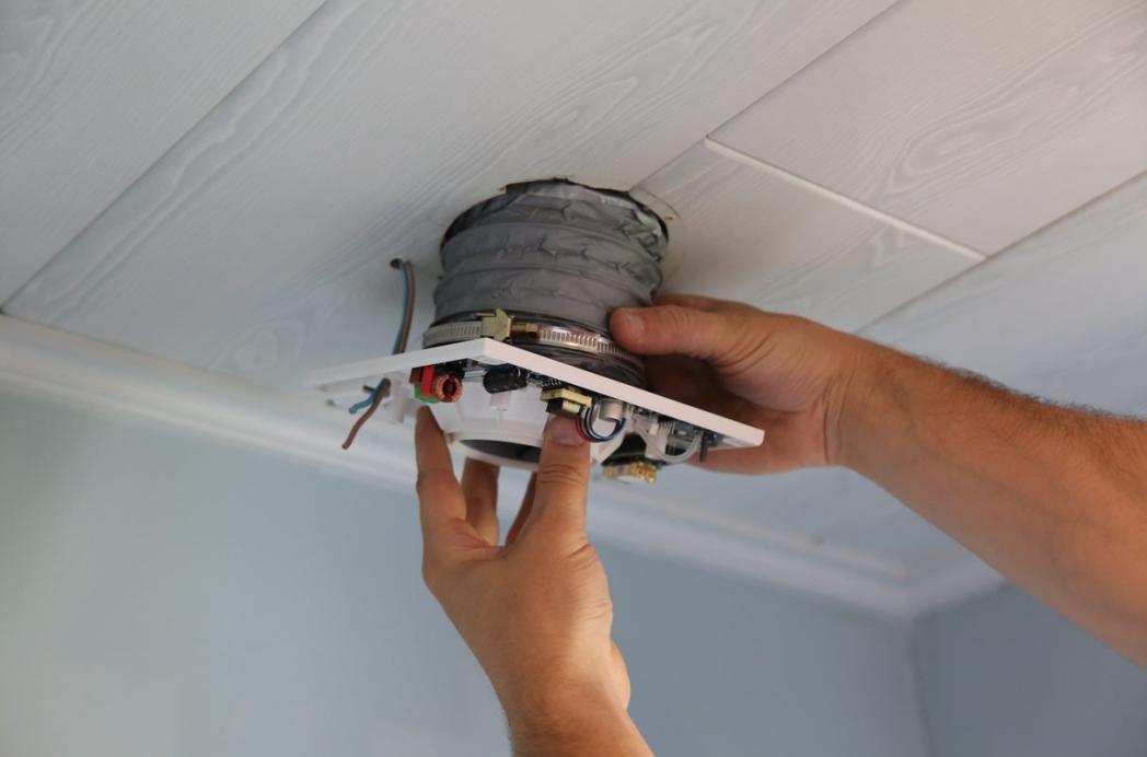 Decentrale ventilatie-unit met CO2-meting en autokalibratie