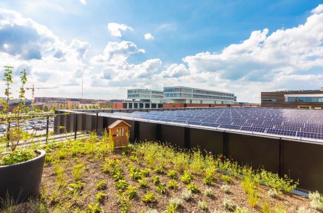 Wethouder Klaas Verschuure opent Dura Vermeer Inspiration Centre in Utrecht